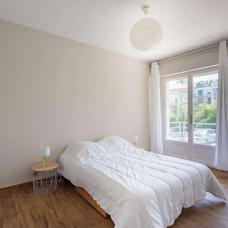 Appartement Biarritz, 4 Pièces, 6 Personnes - Fr-1-3-553