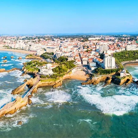 Moderne Avec Piscine, Proche Commerces Et Transports - Fr-1-3-553 Apartamento Biarritz